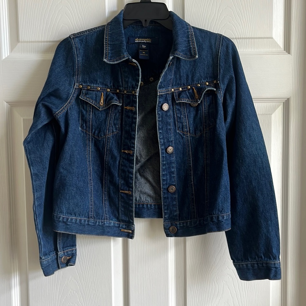 VTG Abercrombie Denim Jacket with Stud Accents / SZ XL‎